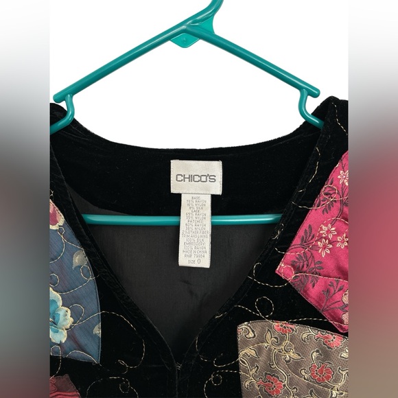Chico's Jacket Size 0 Black Velvet Patchwork Floral Silk Embroidery - Picture 2 of 6